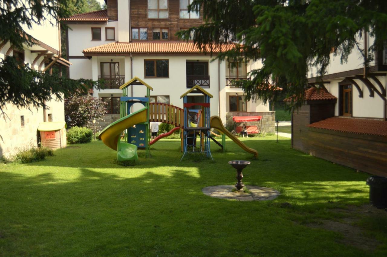 Northstar Ski Apartment In Mountain Lake Hotel Pamporovo Ngoại thất bức ảnh